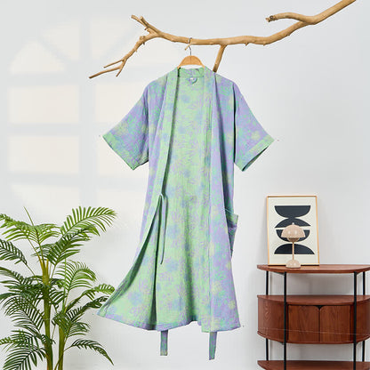 Erfrischender Kimono-Bademantel aus doppellagigem Gaze mit floralem Muster - Lila - 2XL - image 0