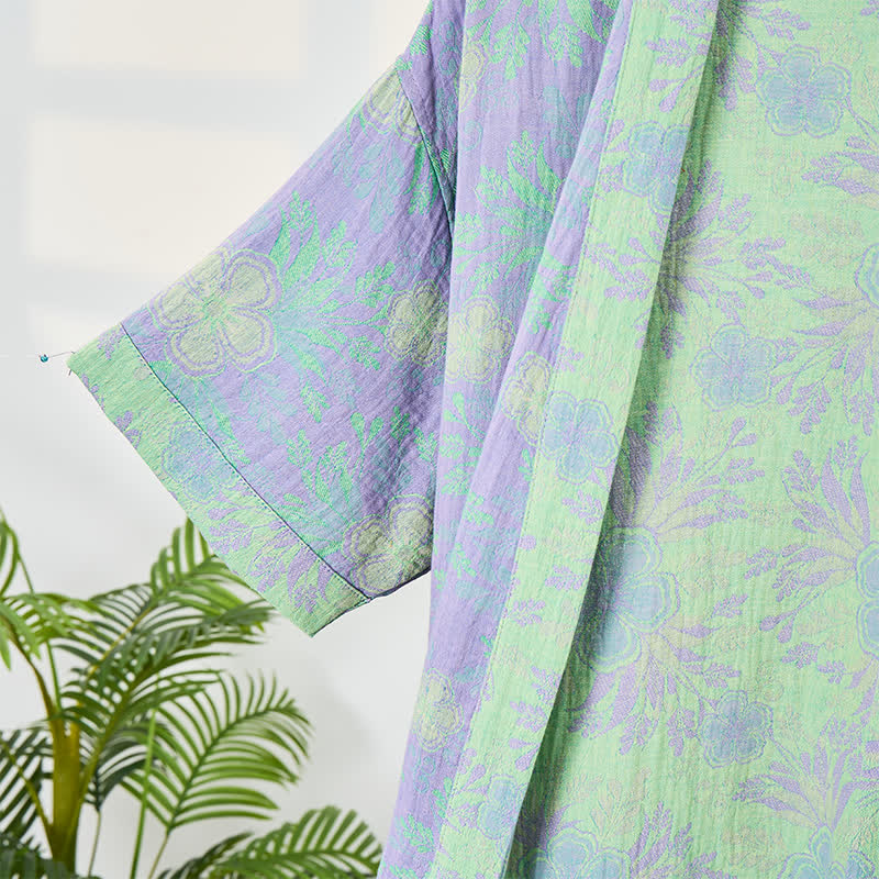 Erfrischender Kimono-Bademantel aus doppellagigem Gaze mit floralem Muster - image 3