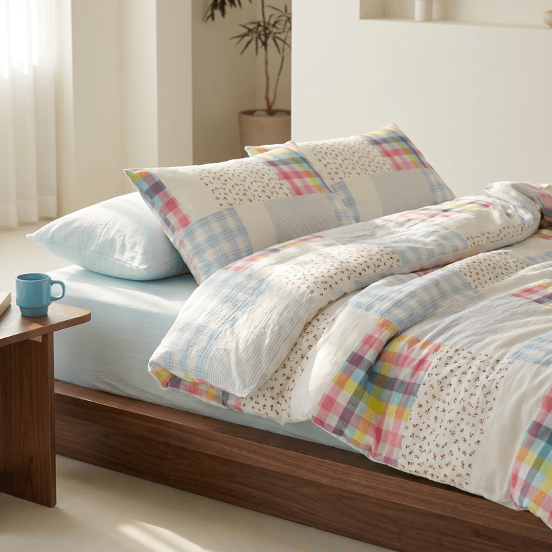 Bettwäsche-Set aus Baumwolle mit Regenbogenkaro-Patchwork-Blumenmuster (4-teilig) - image 1