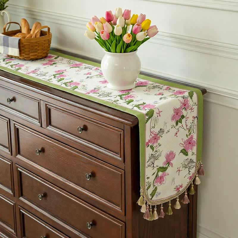 Tischläufer im Landhausstil mit Blumenquasten - image 2