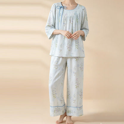 Pyjama mit Blumenmuster aus Bambus-Baumwolle mit Bindeband am Hals - image 14