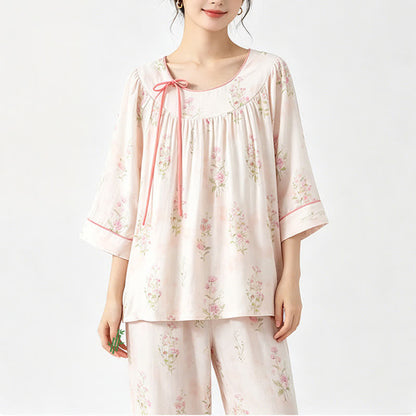 Pyjama mit Blumenmuster aus Bambus-Baumwolle mit Bindeband am Hals - image 5