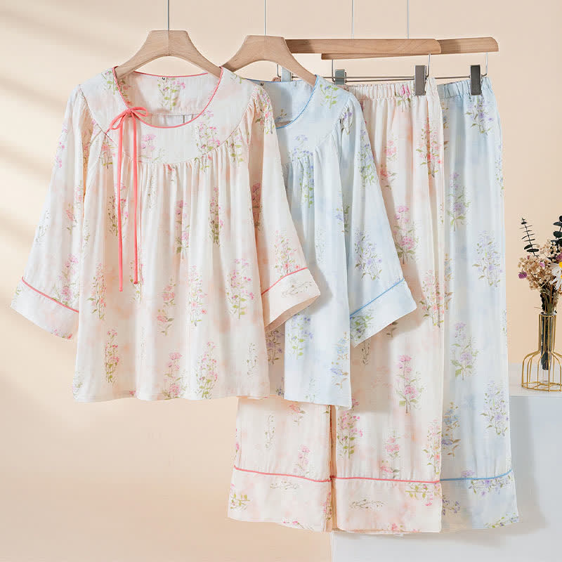 Pyjama mit Blumenmuster aus Bambus-Baumwolle mit Bindeband am Hals - image 0