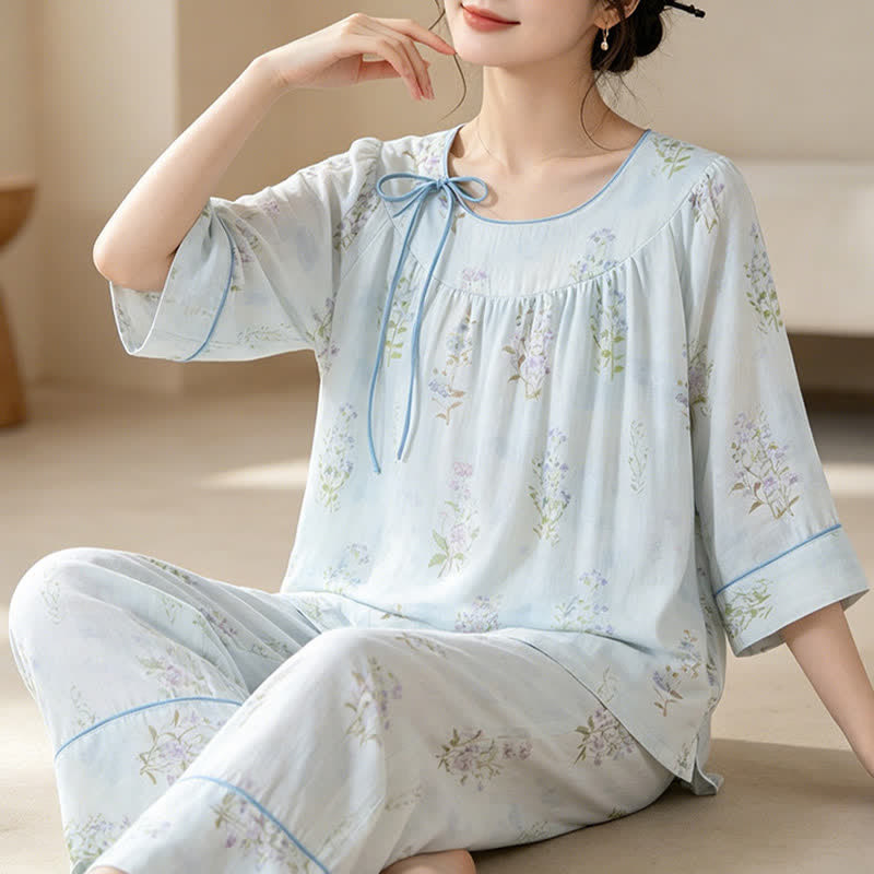 Pyjama mit Blumenmuster aus Bambus-Baumwolle mit Bindeband am Hals - image 16