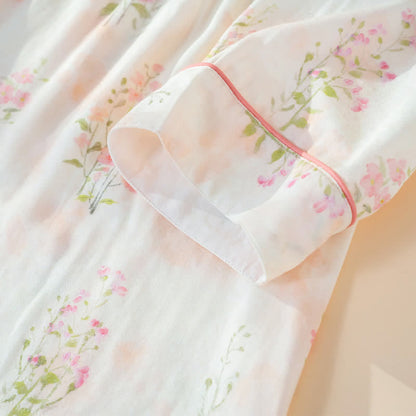 Pyjama mit Blumenmuster aus Bambus-Baumwolle mit Bindeband am Hals - image 8
