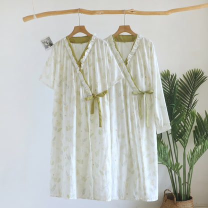 Yukata-Kleid aus Baumwollgaze mit Waldherbarium - image 0