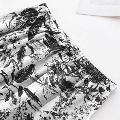 Pyjama-Set mit monochromem botanischem Muster - image 8