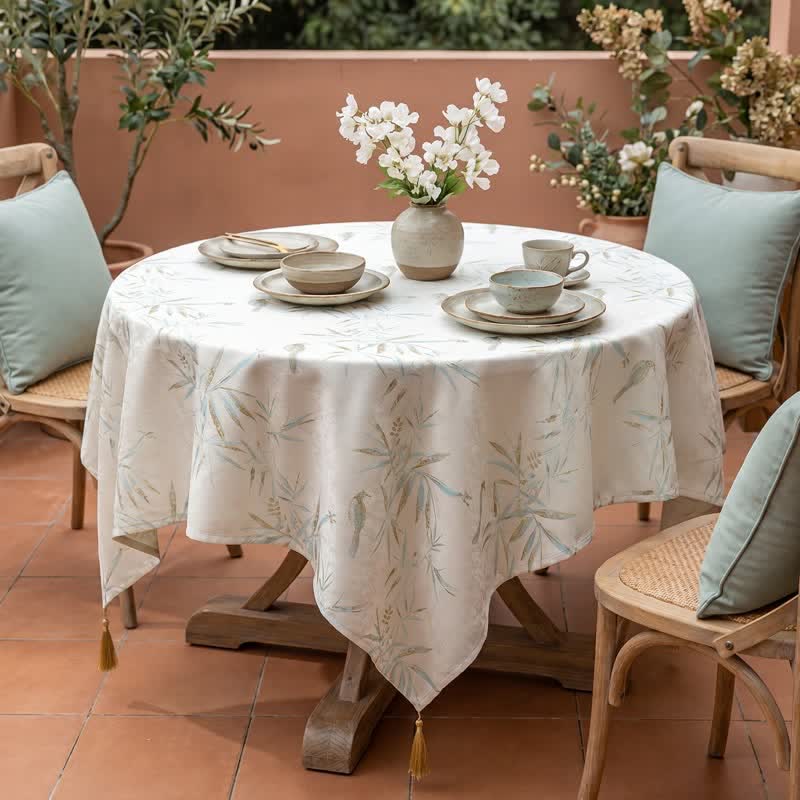 Elegante Tischdecke mit Bambusblattquasten - image 1