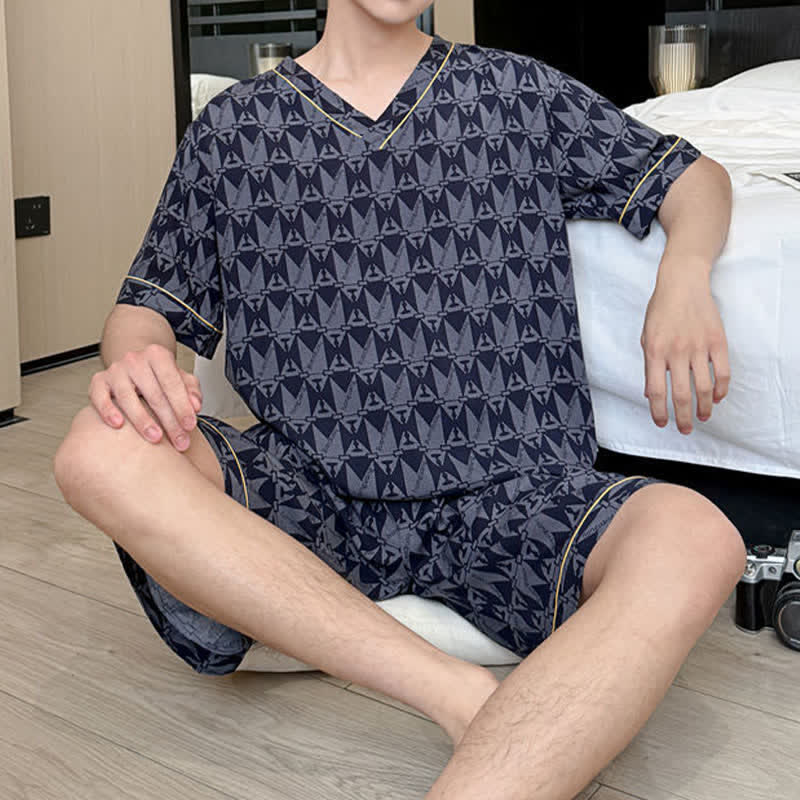 Loungewear-Set mit marineblauem geometrischem Muster - image 1