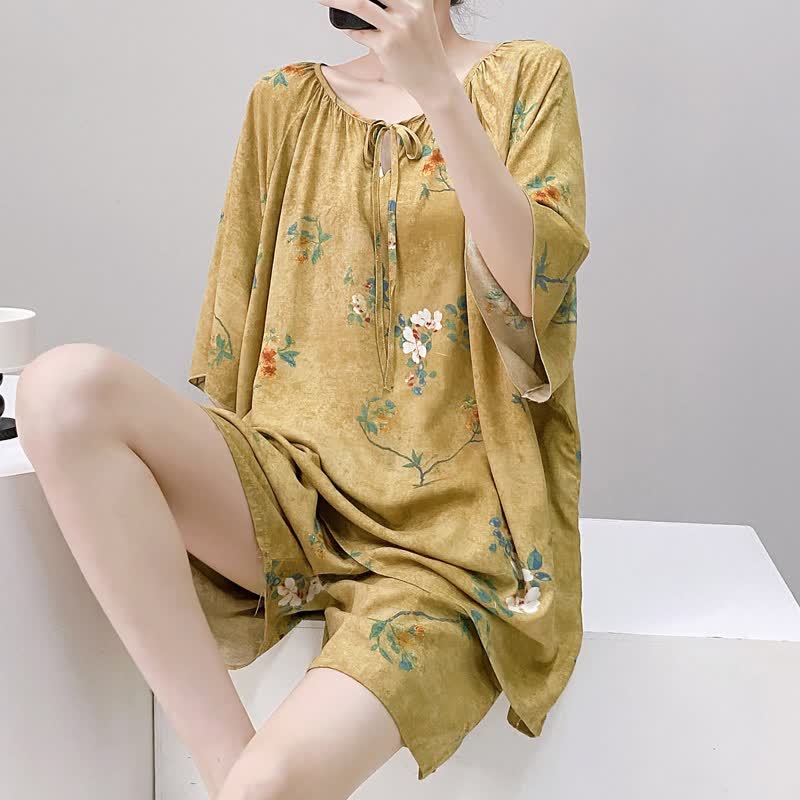 Vintage-Pyjama-Set mit botanischem Blumenmuster und Bindekragen - image 2
