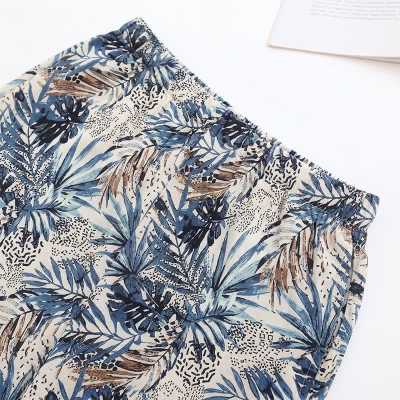Loungewear-Set mit tropischem Blätterprint - image 6