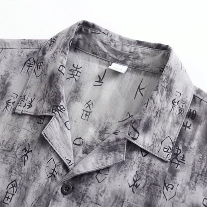 Graues Loungewear-Set mit Vintage-Symbolprint - image 3