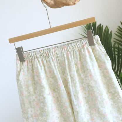 Grüne Pyjama-Shorts aus Baumwolle mit Blumenmuster und Rüschen - image 2