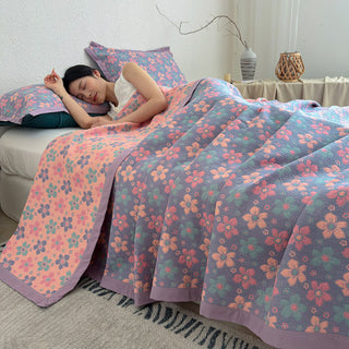 Dreilagige Tagesdecke aus Gaze mit kleinem Blumenmuster - 2 Kissenbezüge - 48cm x 74cm - image 0