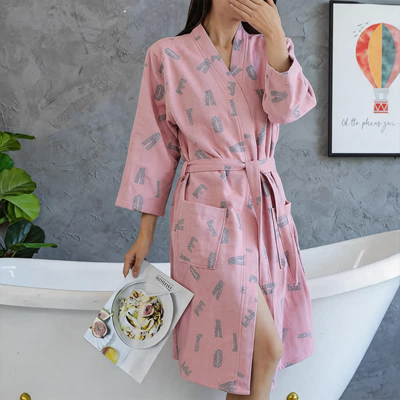Kimono-Bademantel aus Baumwollgaze mit Liebesmuster - image 2