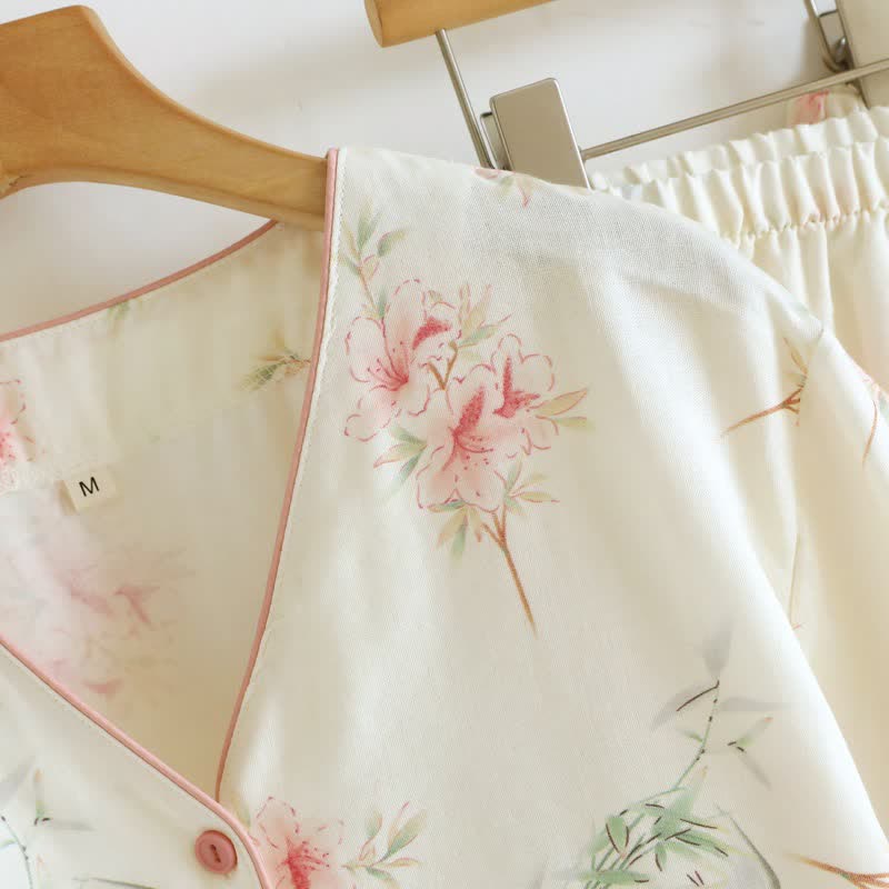 Baumwoll-Pyjama-Set mit Blumenmuster und kurzen Ärmeln (3-teilig) - image 5
