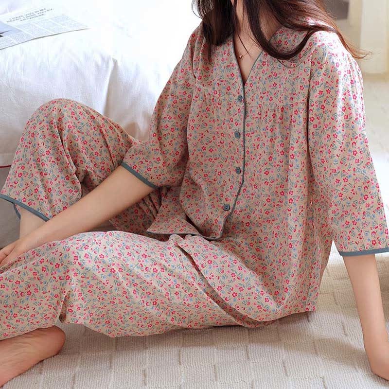 Rustikales Damen-Pyjama-Set aus Baumwolle mit Blumenmuster - image 2