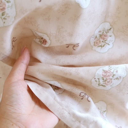 Kimono-Bademantel aus Baumwolle mit gerahmter Rose und Schleife - image 11