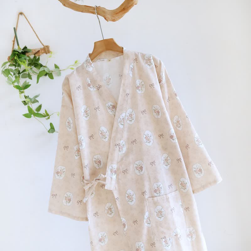 Kimono-Bademantel aus Baumwolle mit gerahmter Rose und Schleife - image 5
