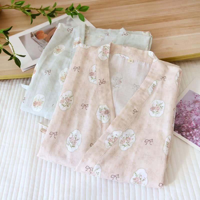 Kimono-Bademantel aus Baumwolle mit gerahmter Rose und Schleife - image 2