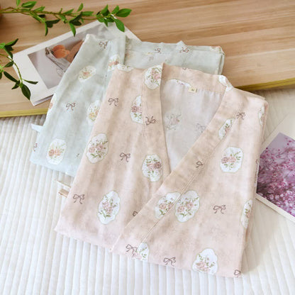 Kimono-Bademantel aus Baumwolle mit gerahmter Rose und Schleife - image 2