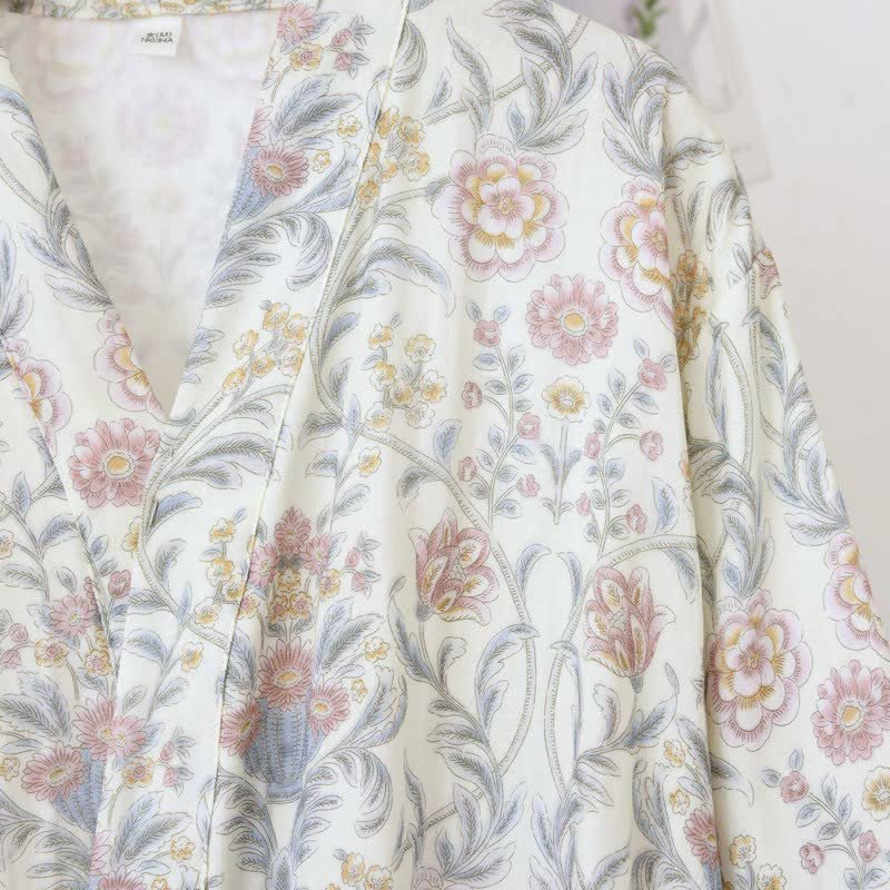 Kimono-Bademantel aus geblümtem Baumwollgaze mit Tasche - image 6