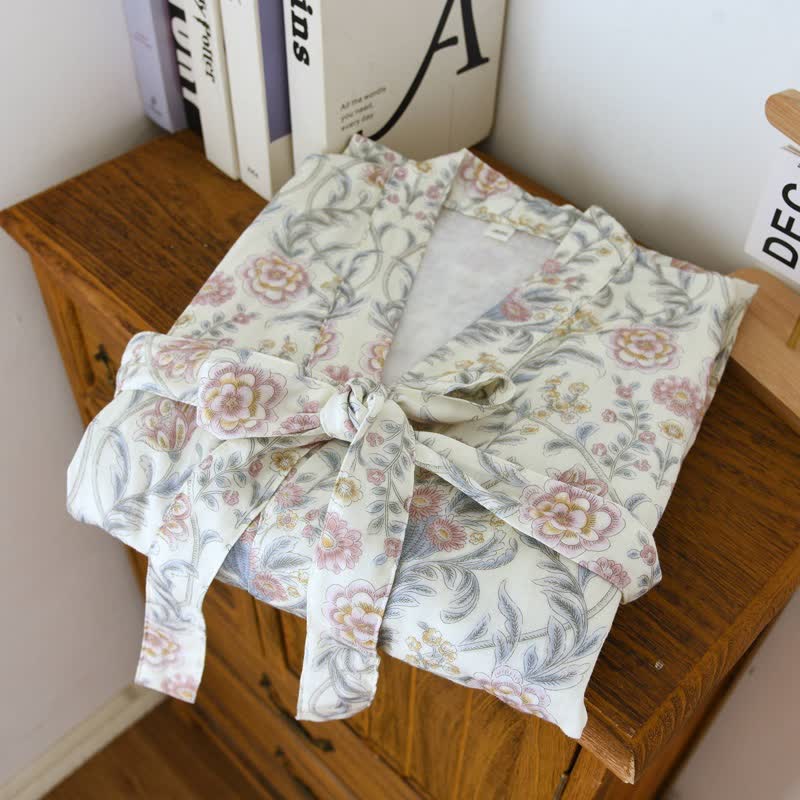 Kimono-Bademantel aus geblümtem Baumwollgaze mit Tasche - image 2