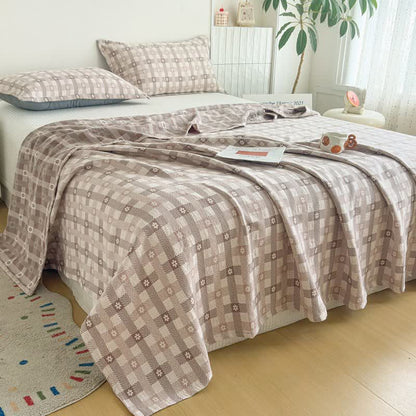 Baumwoll-Steppdecke mit Blumen- und Karomuster (Jacquard) - image 2