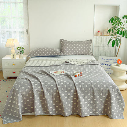 Graue Baumwoll-Steppdecke mit Blumenmuster und Jacquard-Muster - image 1