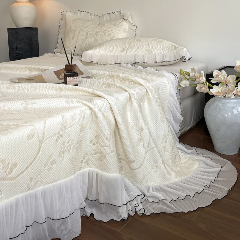 Bettwäsche-Set mit Rüschen, Blumenmuster und Zweigen - image 1