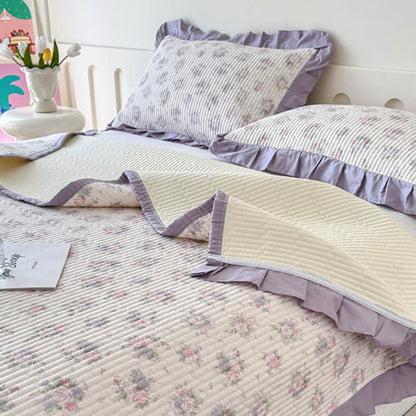 Violette Rüschen-Tagesdecke aus Baumwolle mit Blumenmuster - image 3