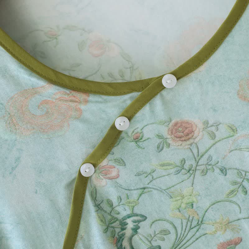 Orientalischer traditioneller Damenpyjama mit Blumenmuster - image 3