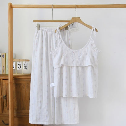 Rüschen-Pyjama mit Streifen und Blumenmuster aus Baumwolle - image 1
