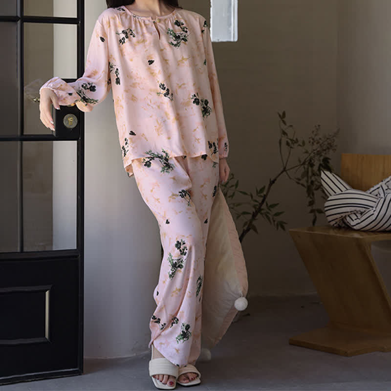 Langärmliger Damenpyjama mit ländlichem Blumenmuster - image 4
