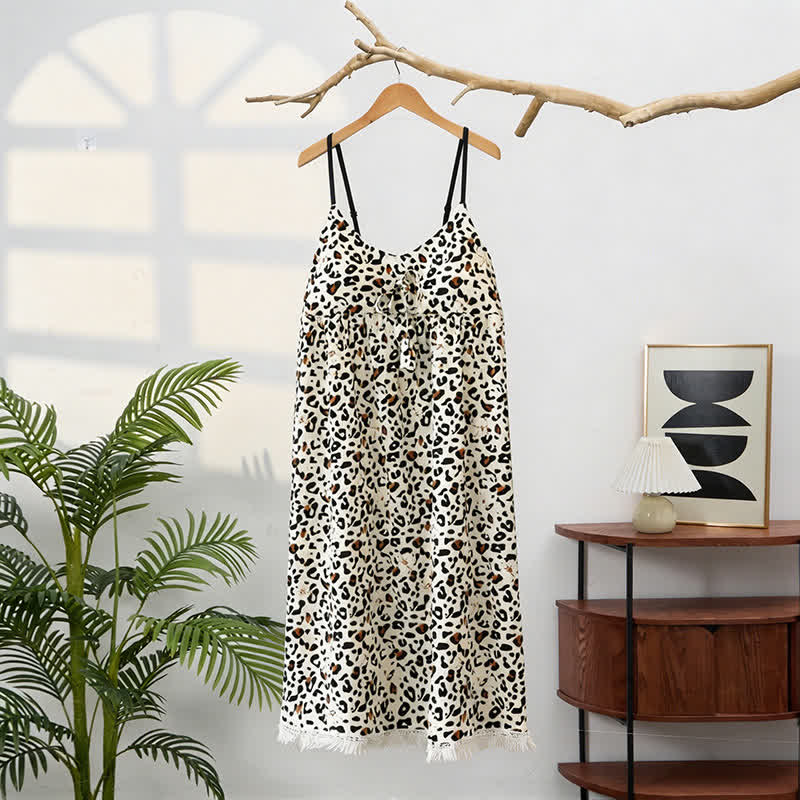 Hauskleid mit Leopardenmuster und Quasten - image 3