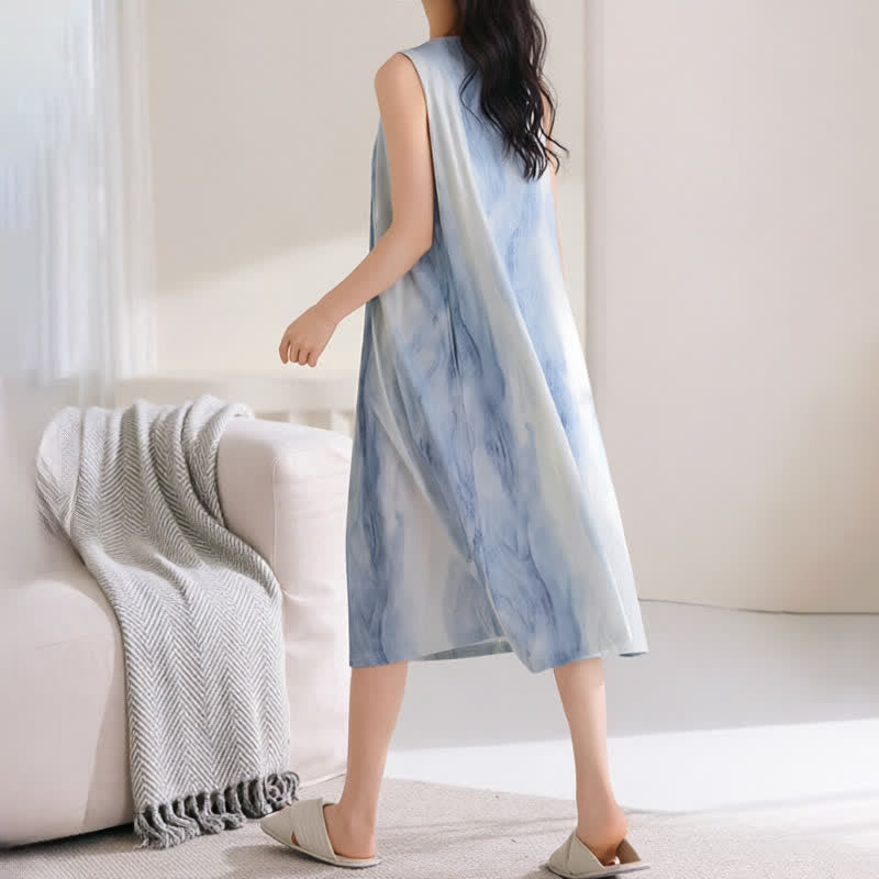 Hellblaues ärmelloses, wattiertes Loungekleid - image 9