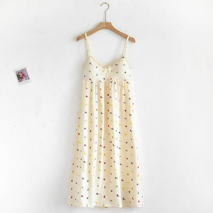 Romantisches Hauskleid mit zartem Blumenmuster - image 1