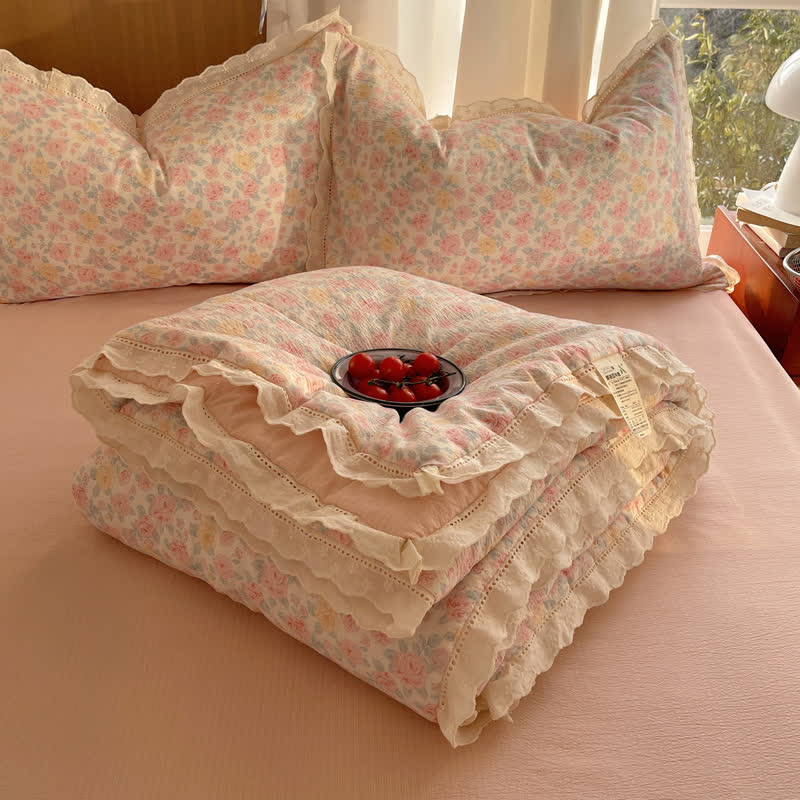 Sommer-Bettwäsche-Set mit Rüschenspitze in zartem Rosa - Rosa - Königin - Bettwäsche-Set - image 0