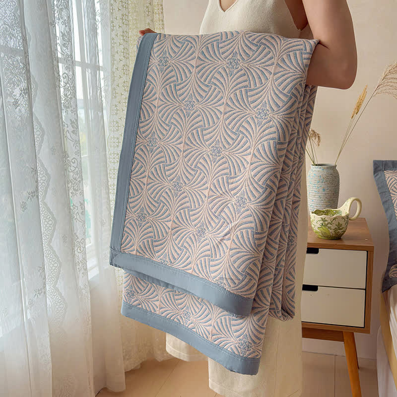 Wendbare Jacquard-Decke mit drei Lagen und geometrischem Muster - image 9