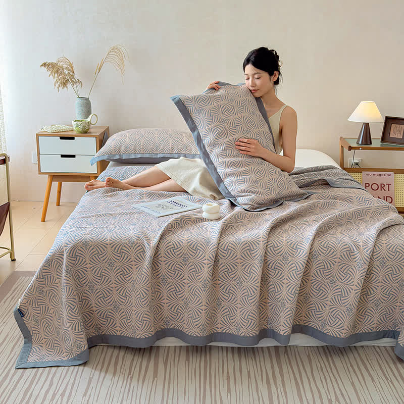 Wendbare Jacquard-Decke mit drei Lagen und geometrischem Muster - image 2