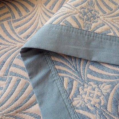Wendbare Jacquard-Decke mit drei Lagen und geometrischem Muster - image 13