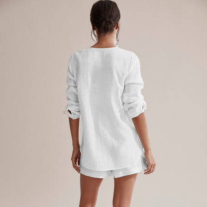 Pyjama-Set aus langärmeligem Oberteil und Shorts - image 4