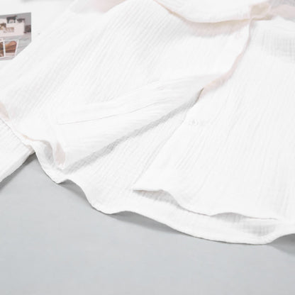 Pyjama-Set aus langärmeligem Oberteil und Shorts - image 9
