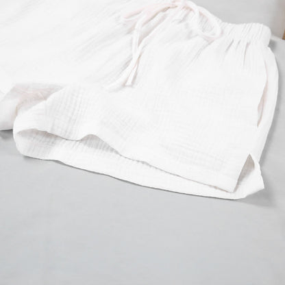 Pyjama-Set aus langärmeligem Oberteil und Shorts - image 12