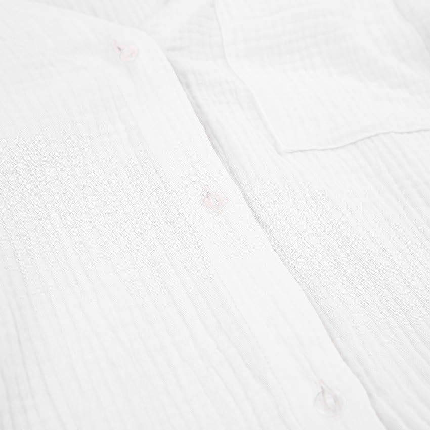 Pyjama-Set aus langärmeligem Oberteil und Shorts - image 8