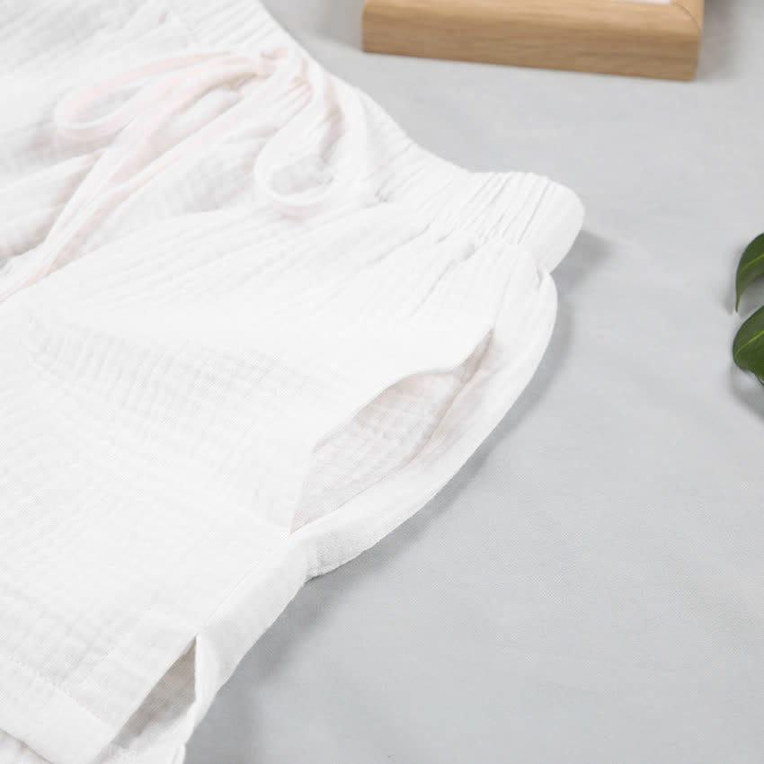 Pyjama-Set aus langärmeligem Oberteil und Shorts - image 13