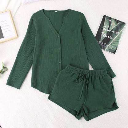 Pyjama-Set aus langärmeligem Oberteil und Shorts - image 16