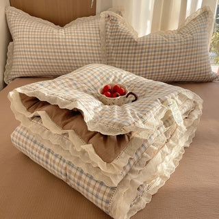 Sommerbettwäsche-Set aus braunem Karomuster mit Rüschen und Spitze - Braun - Königin - Bettwäsche-Set - image 0