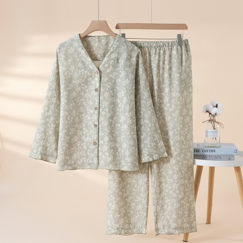 Weicher, geblümter Baumwollpyjama mit Knopfleiste - image 3