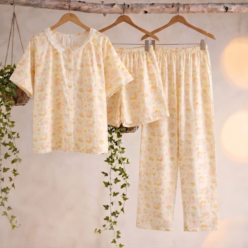 Aprikosenfarbenes Loungewear-Set aus Baumwolle mit Rüschen und Blumenmuster (3-teilig) - Aprikose - XL - image 0